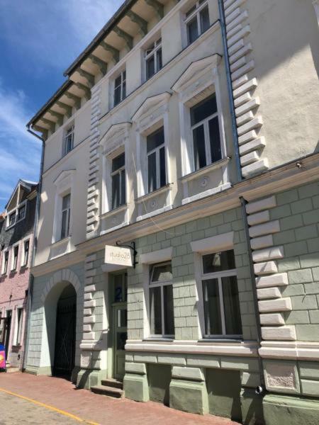 Old Town Apartment Пярну Экстерьер фото